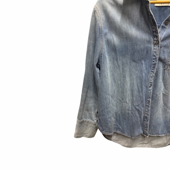 Alice + Olivia Light Blue Denim Shirt finely oversized denim in sage large - Picture 3 of 6